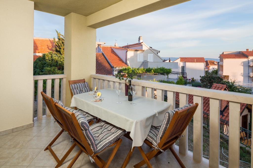 Apartments Leon Podstrana Phòng bức ảnh