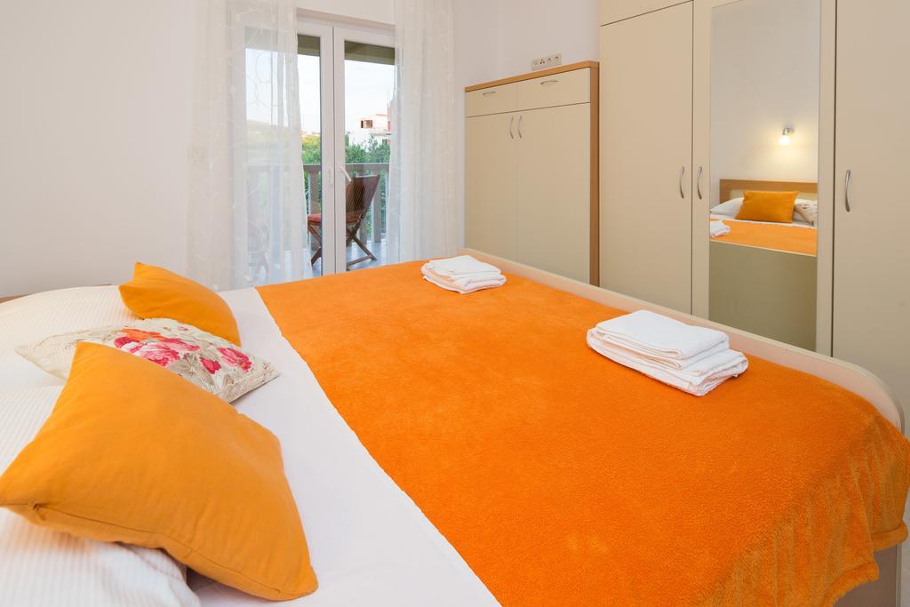 Apartments Leon Podstrana Phòng bức ảnh