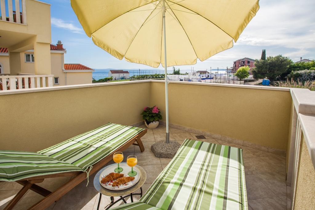 Apartments Leon Podstrana Phòng bức ảnh
