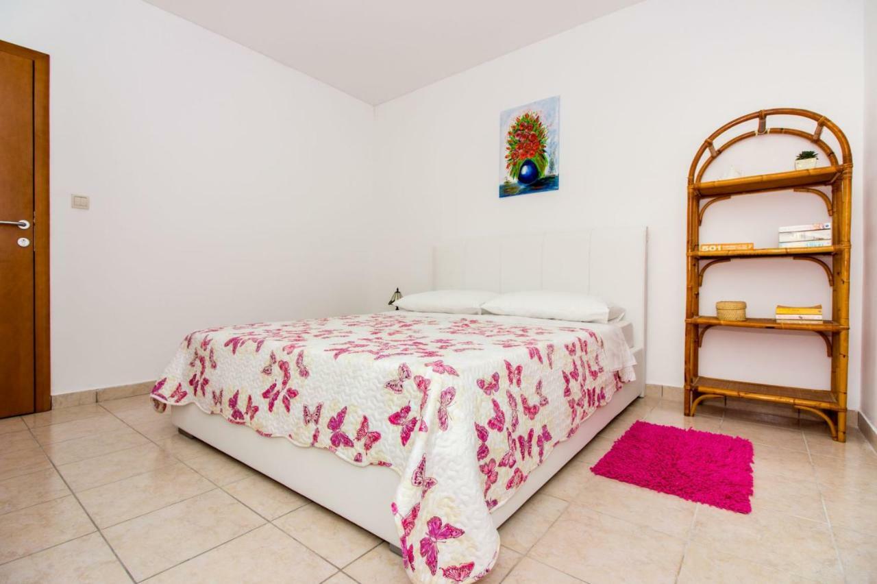 Apartments Leon Podstrana Ngoại thất bức ảnh